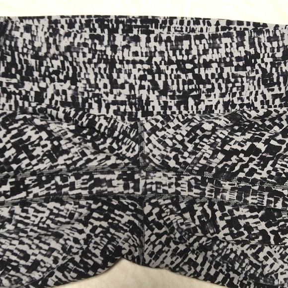 🔥Lululemon leggings, size 8 - Picture 6 of 10